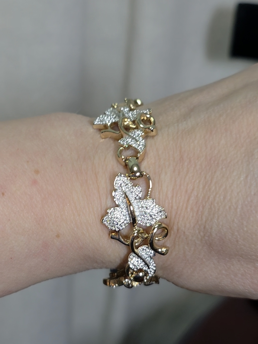Vintage Sarah Coventry Gold Tone Leaf Link Bracelet - Signed